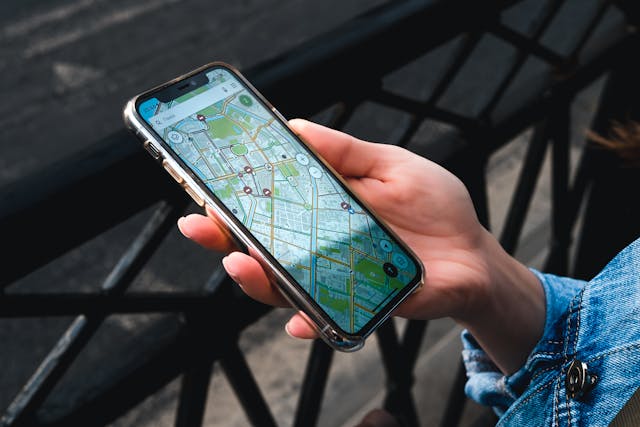 The 10 Best Driver Tracking App Solutions for 2025