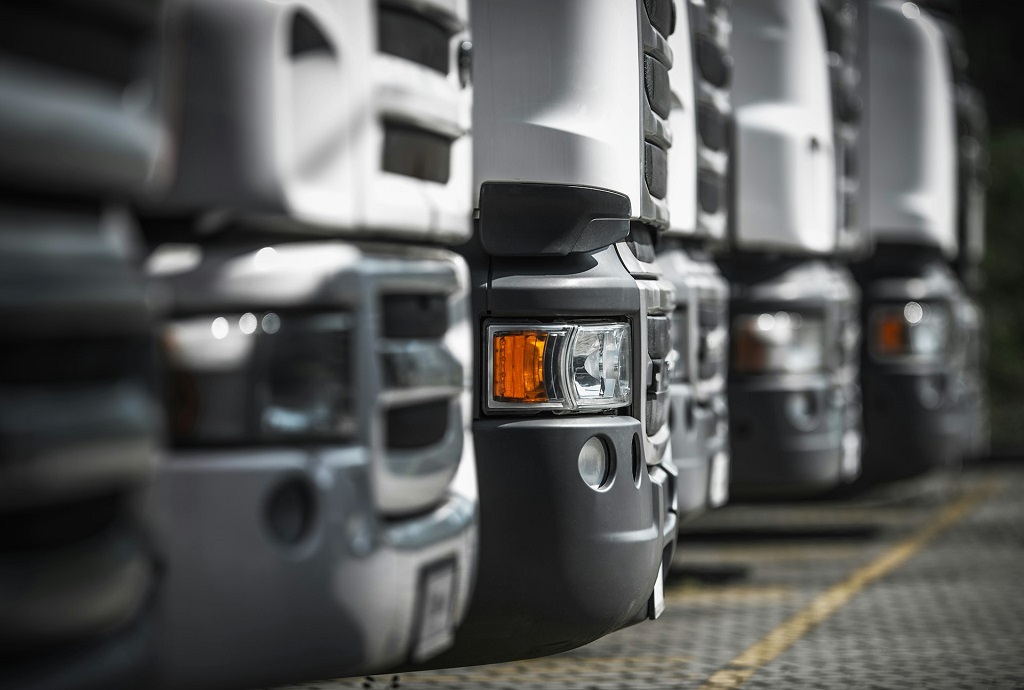 gps vehicle tracking fleet management solutions