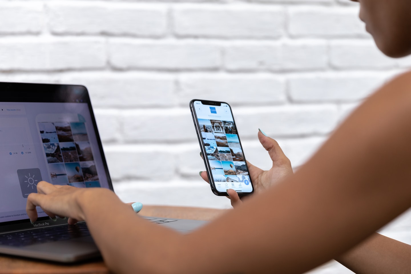 Workspace setup for comparing the best online community platform options, pricing, features, and long-term costs